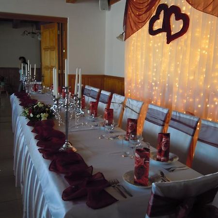 Penzion Julkin Dvor Krupina Extérieur photo